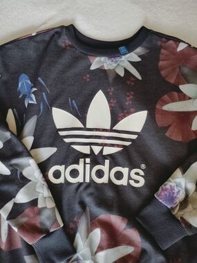 adidas Black Floral Trefoil Sweatshirt, Lotus Flower Women's Small